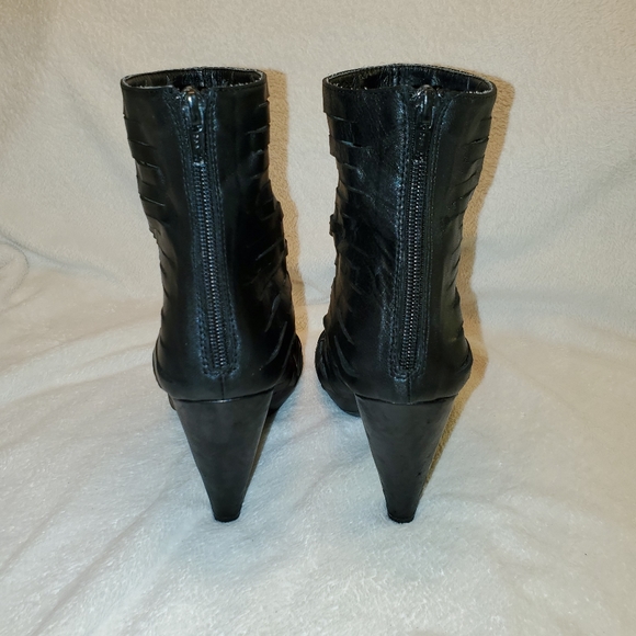 Miz Mooz black peep toe booty size 7 - Picture 5 of 10